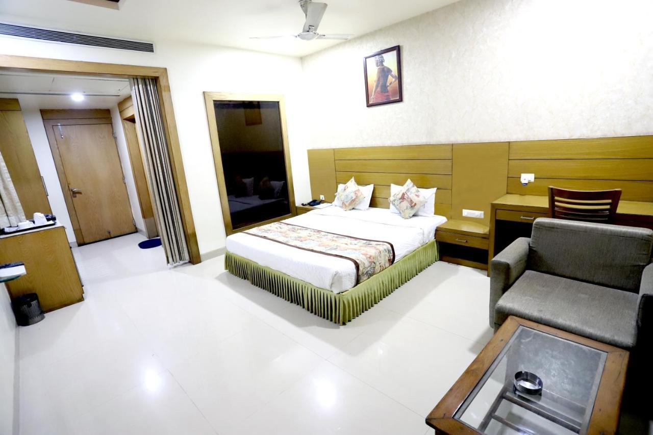 Hotel Blue Pearl 보팔 외부 사진