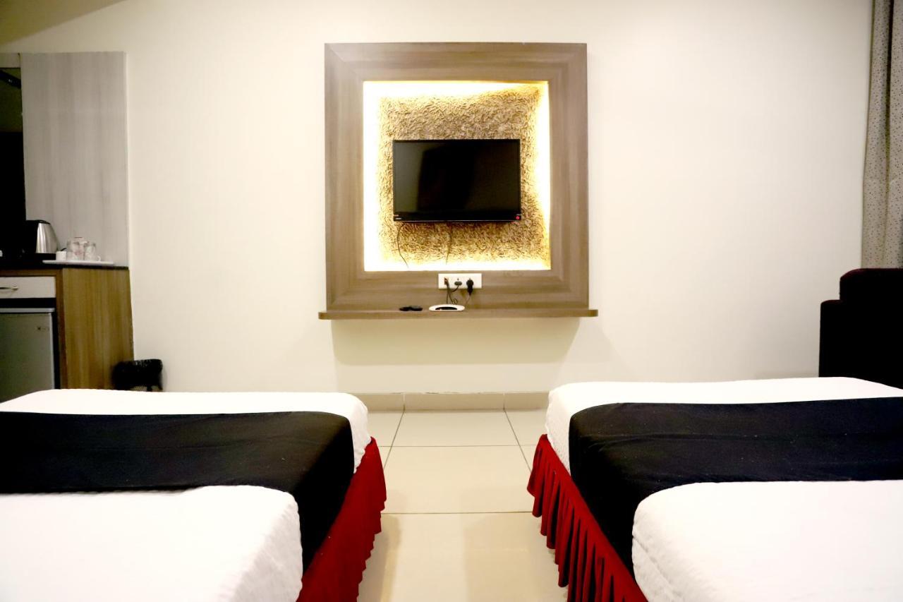 Hotel Blue Pearl 보팔 외부 사진